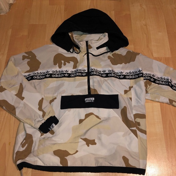 ADIDAS- WIND BREAKER CREAM CAMO - Picture 1 of 3